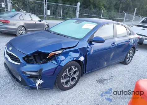 2021 Kia Forte Lxs из США, поврежденный, VIN 3KPF24AD0ME262840